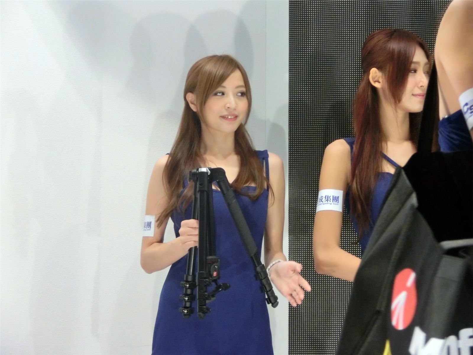 Winnie Lucy 双人合影 2013台北摄影器材展